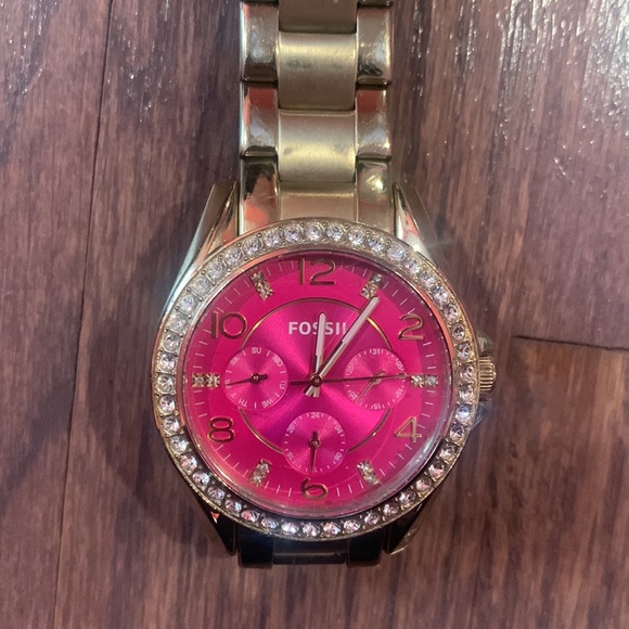 PINK FOSSIL WATCH - Picture 5 of 5